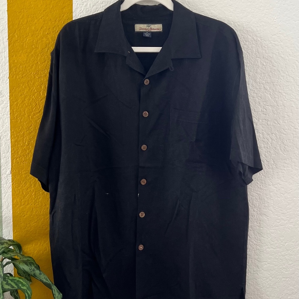 Tommy Bahama Men's Tropic Isles Silk Camp Shirt Size M